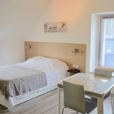 La Petite Maison Appartement 2 Avoine Exteriör bild